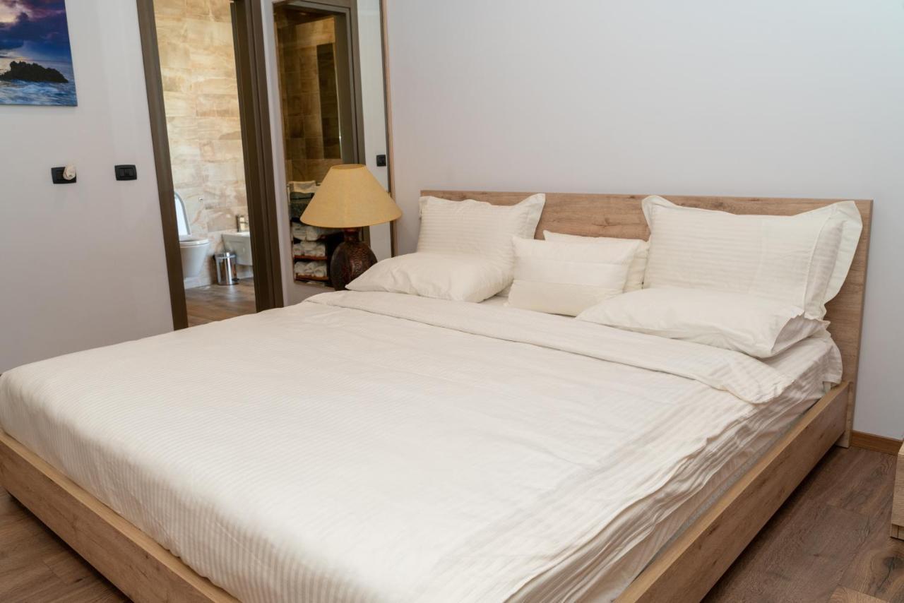 Limani Deluxe Apartment 3 Sarandë Eksteriør billede