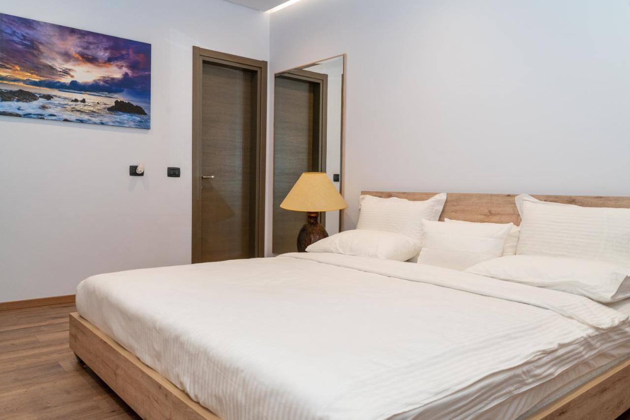 Limani Deluxe Apartment 3 Sarandë Eksteriør billede